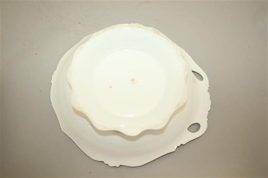 A Ridgway sauce tureen, cover and integral stand, and a Derby King Street works dessert dish, 19th century, 23.5cm